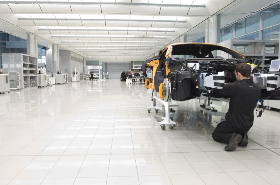  McLaren MP4-12C 2009 года  (фото 9 из 268)